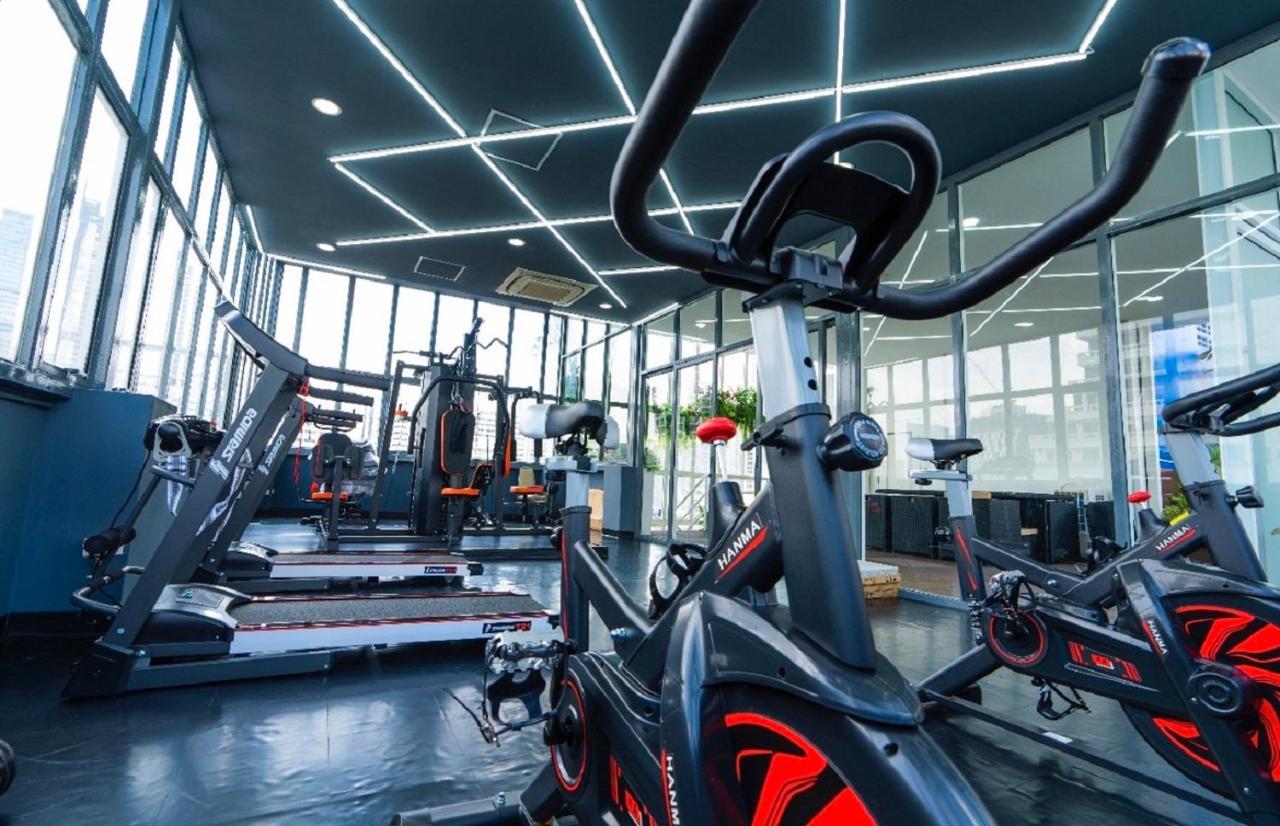Sapphire Hotel Silom Bangkok Kültér fotó A gym in China