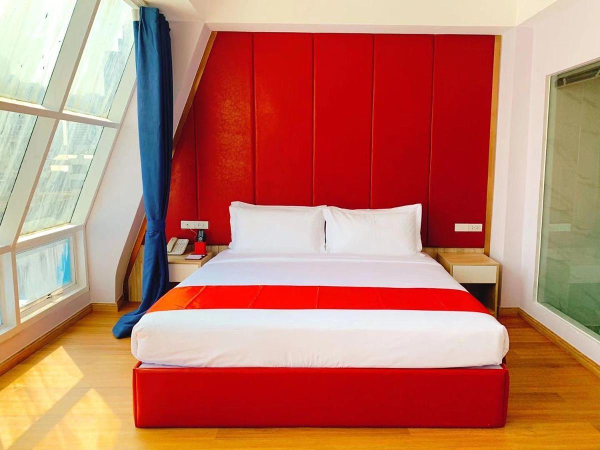 Sapphire Hotel Silom Bangkok Kültér fotó