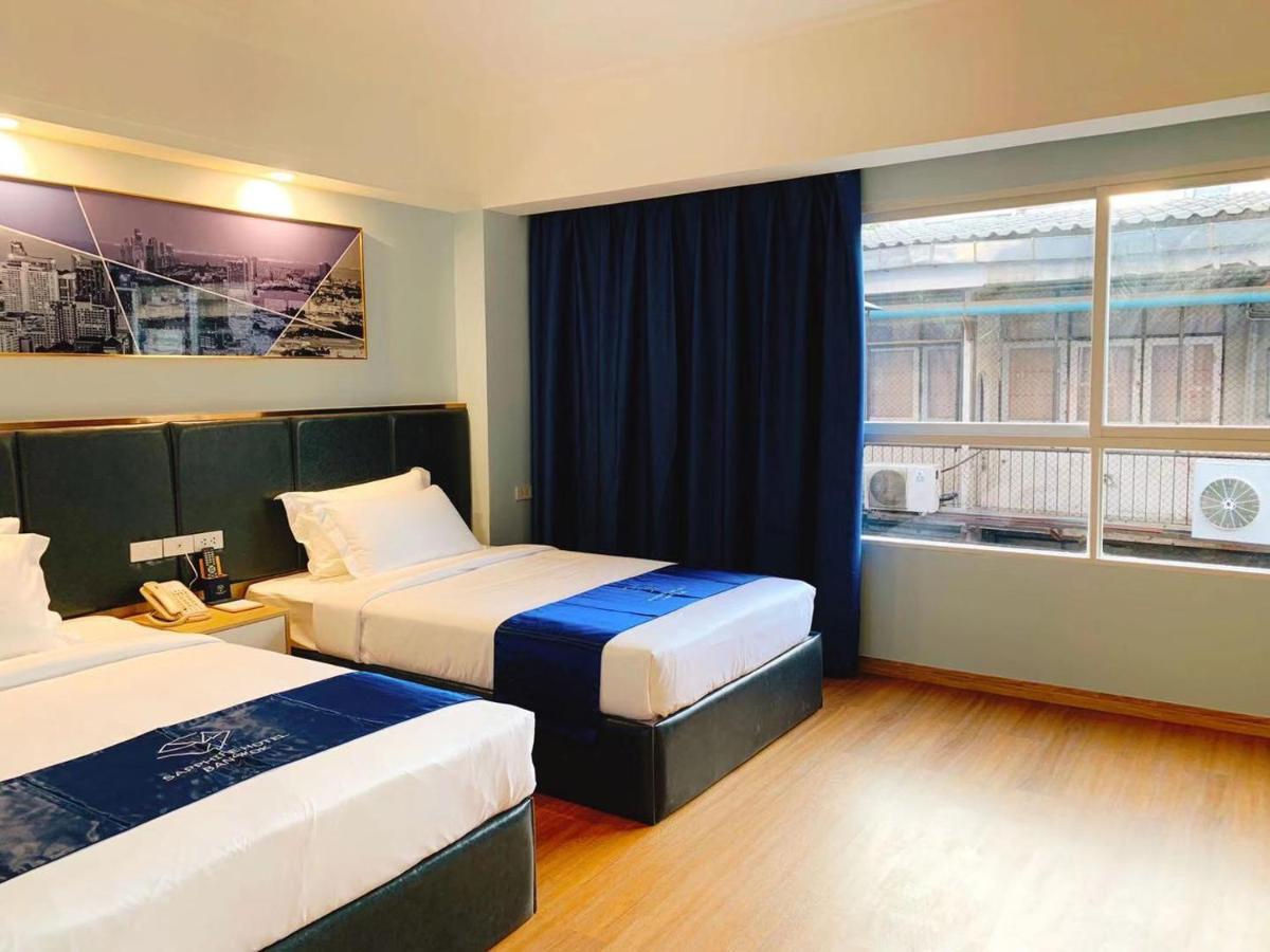 Sapphire Hotel Silom Bangkok Kültér fotó Deluxe Room